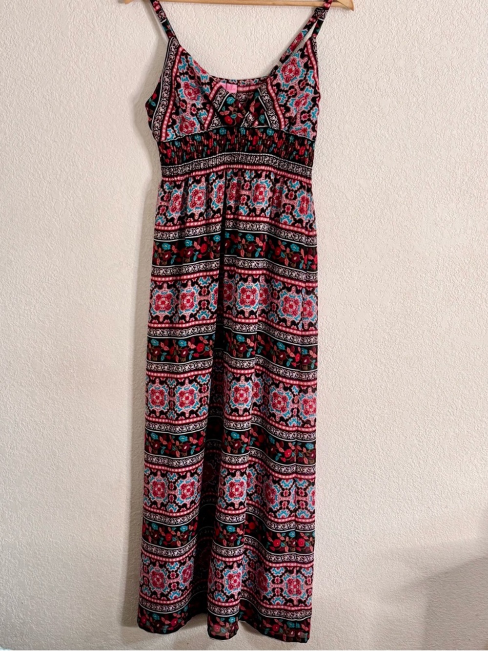 She's Cool Maxi Dress Womens Medium Teal Paisley Boho Smocked Excellent V-Neck